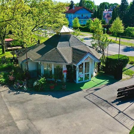 Romantik Camping Es Panzio Buk Ngoại thất bức ảnh