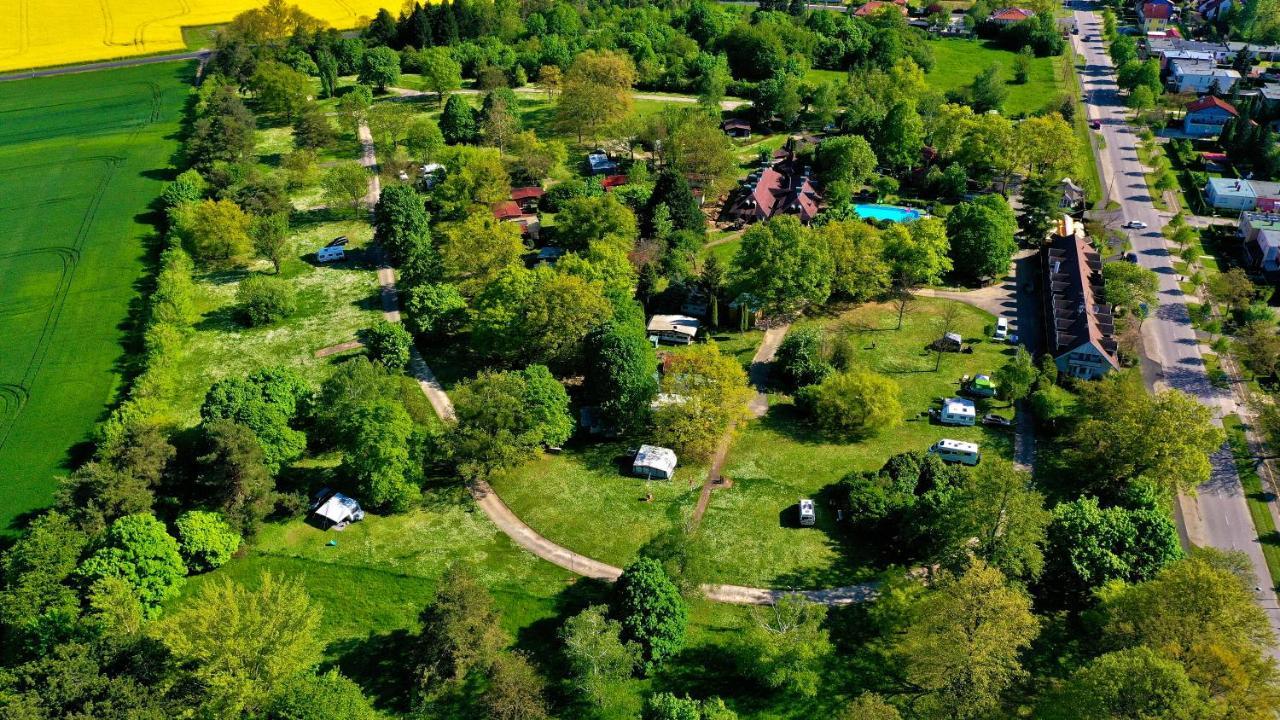 Romantik Camping Es Panzio Buk Ngoại thất bức ảnh